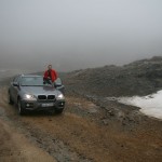 Мы решили подняться в горы, первый снег на высоте 3000 м выглядел очень экзотично